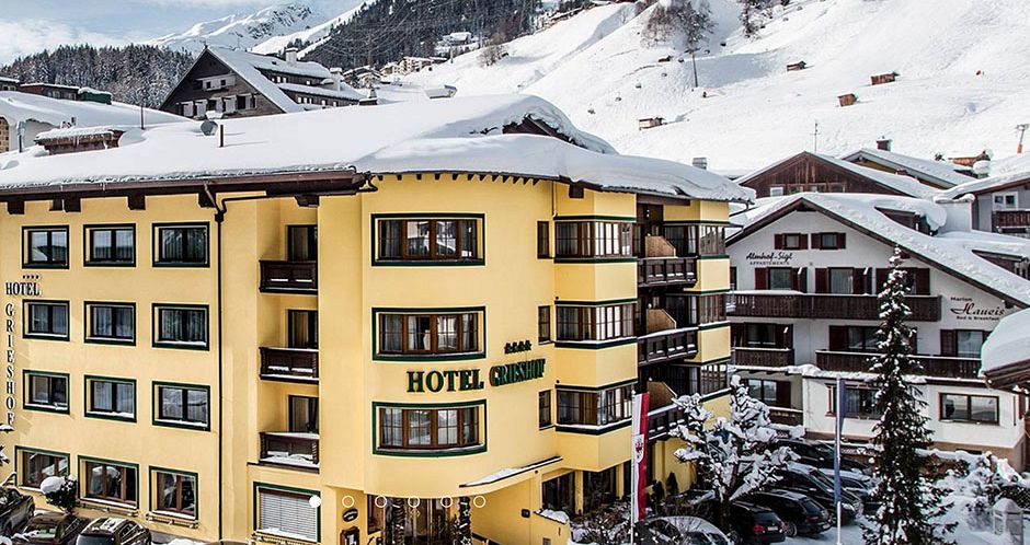 Easy access to the slopes of St Anton. Photo: Hotel Grieshof - image_0